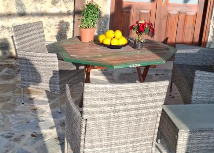 The River House Holiday home Kato Pyrgos