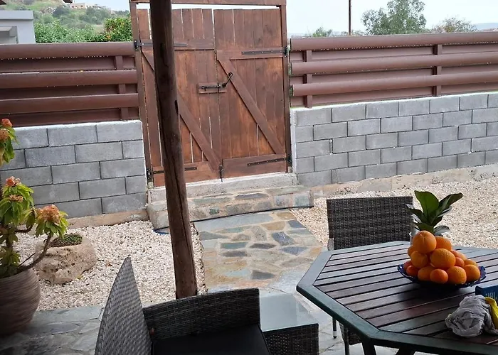 Holiday home The River House Kato Pyrgos