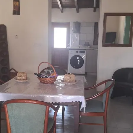 Holiday home The River House Kato Pyrgos